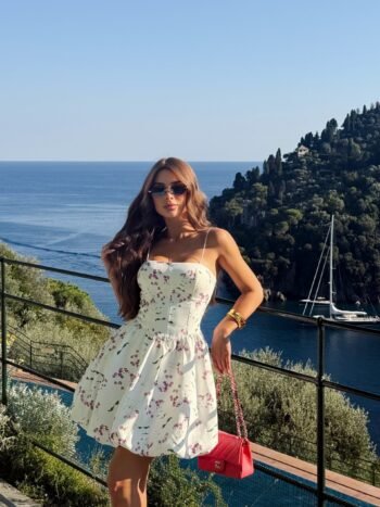 Vestido Curto de Crepe Floral Bella di Ferrara