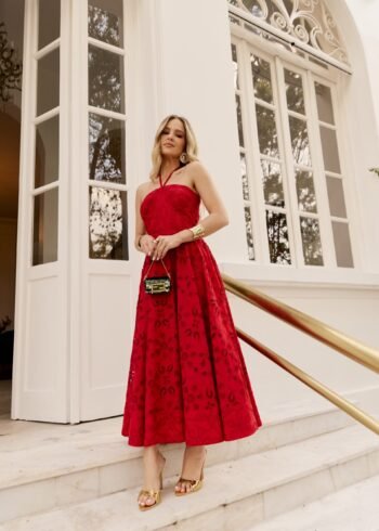 Vestido Voil bordado frente única
