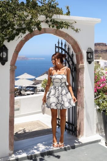 Vestido Curto Santorini Estampado com Amarração nos Ombros