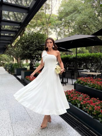 Vestido Clássico Com Decote Assimétrico Off-White
