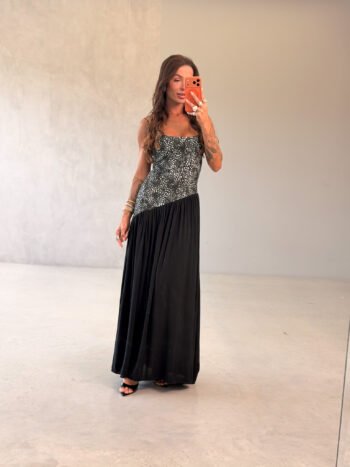 Vestido Vitoria Midi Preto