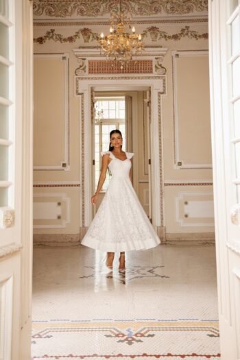 Vestido Midi de Renda Branca Celeste