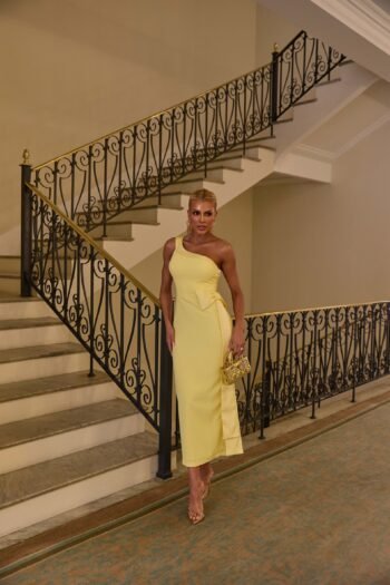 Vestido Midi One Shoulder Yellow Bloom