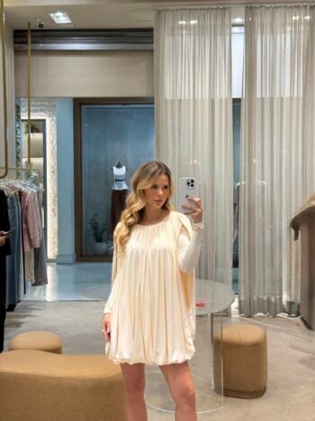 Vestido Curto em Jersey com Manga Capa Areia