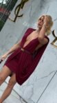 Vestido Curto Drapeado com Capa e Cinto Marsala