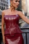 Conjunto Corset + Saia Midi Couro Eco