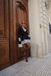 Vestido Curto com Casaco Risca De Giz e Renda Affair