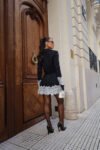 Vestido Curto com Casaco Risca De Giz e Renda Affair