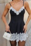 Vestido Curto com Casaco Risca De Giz e Renda Affair