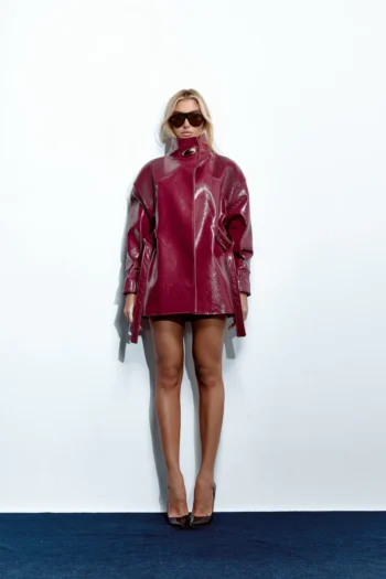 Jaqueta Cinto e choker Marsala