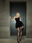 Vestido Curto Balonê Em Vinil Gloss