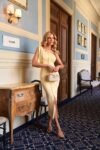 Vestido Verena Midi Assimétrico de Crepe Alfaiataria Amarelo Manteiga