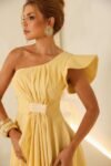 Vestido Midi em Linho Ombro Único Amarelo