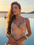 Vestido em Tule Estampado com Corset e Saia Assimétrica