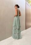 Vestido Longo em Renda com Gola Alta e Faixa