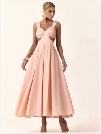 Vestido Midi com Busto Drapeado e Recortes Laterais