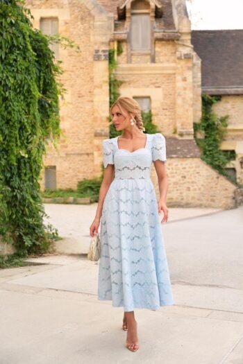 Vestido Sérénité Midi de Renda Richelieu Azul Candy