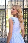 Vestido Secret de Jardin Midi de Cambraia Listrado Azul e Off White
