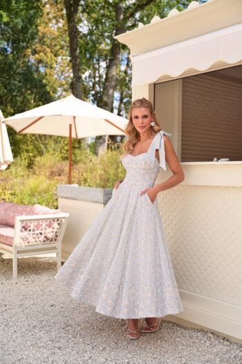 Vestido Parisien Midi de Telado Bordado Cru e Azul