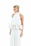 Conjunto Blusa Gola Alta Peplum Escultura e Calça em Alfaiataria Off