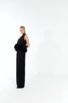 Conjunto Blusa Gola Alta Peplum Escultura e Calça em Alfaiataria Preto