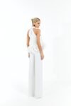 Conjunto Blusa Gola Alta Peplum Escultura e Calça em Alfaiataria Off