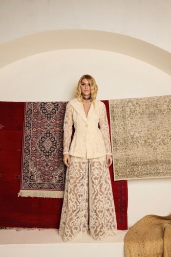 Conjunto Blazer E Calça em Renda Vanila