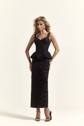 Conjunto Jacquard Blusa Peplum Saia Midi Preto - Foto 2