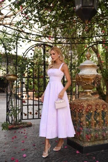 Vestido Daphne Midi Listrado Rosa com Bordados