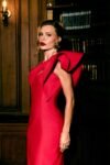 Vestido Midi Ombro Só Babado vermelho