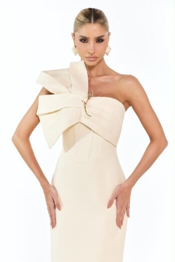 Vestido Midi Laço Escultural Com Broche Creme - Foto 2